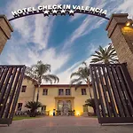 Dwo Hotel 4*