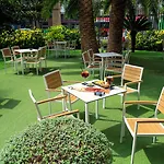Hotel Dwo 4*