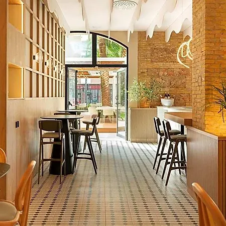 Dwo Hotell