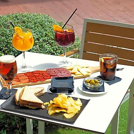 Hotell Dwo 4*