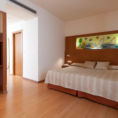 Dwo 4* Valencia