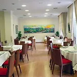 Hotell Dwo 4*