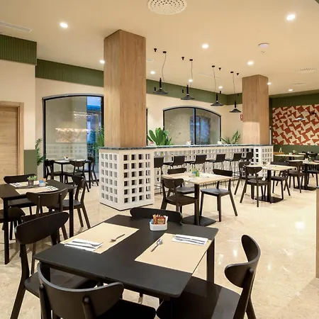 Dwo 4* Valencia