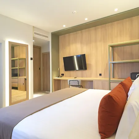 Hotel Dwo 4*